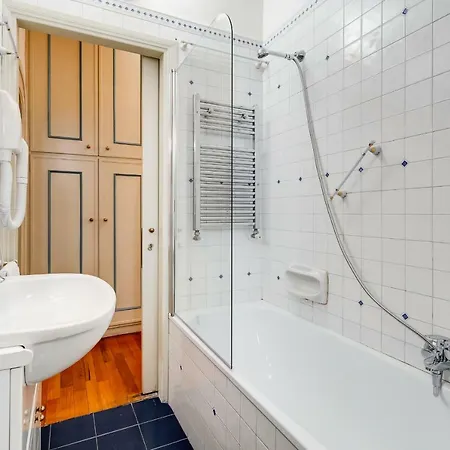 Elegant Apartment Rome
